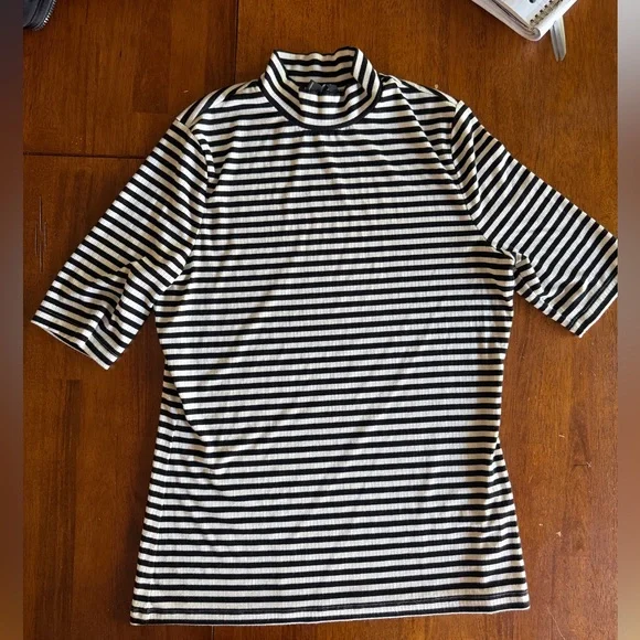 Banana Republic Striped Mock Neck Short Sleeve Top - Black/White - Picture 2 of 5